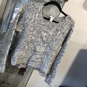 COZY CROCHET GREY SWEATER